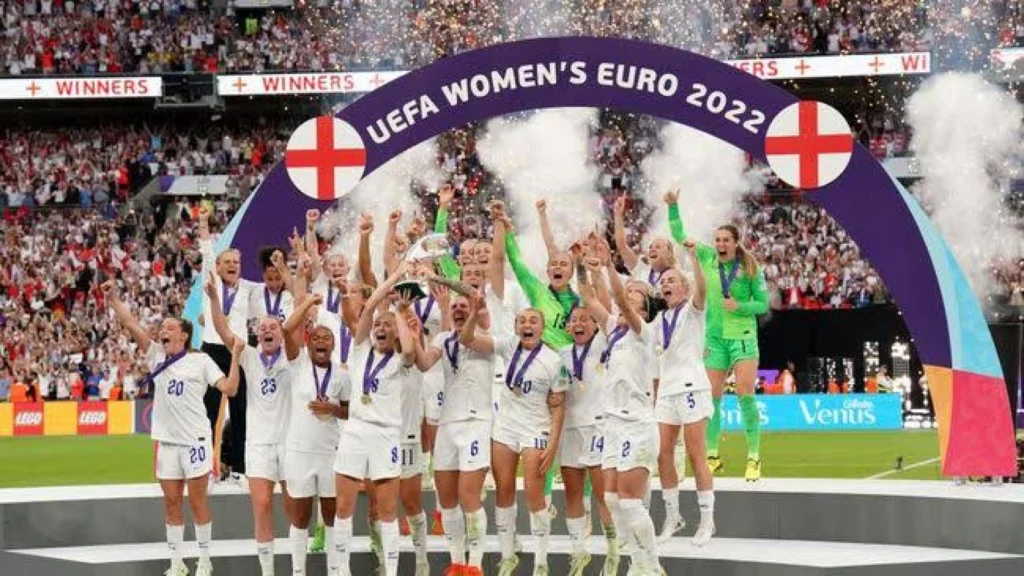 Timnas Putri Inggris Pertahankan Gelar Juara di Piala Eropa Wanita 2025